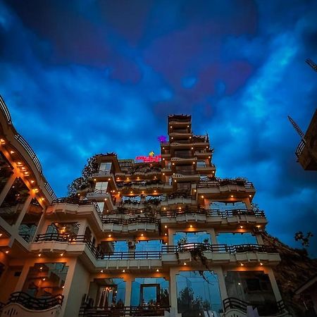 Burj Al Swat Hotel Saidu Sharif エクステリア 写真