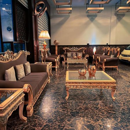 Burj Al Swat Hotel Saidu Sharif エクステリア 写真