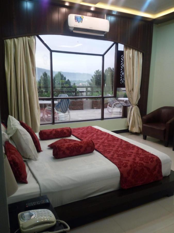 Burj Al Swat Hotel Saidu Sharif エクステリア 写真