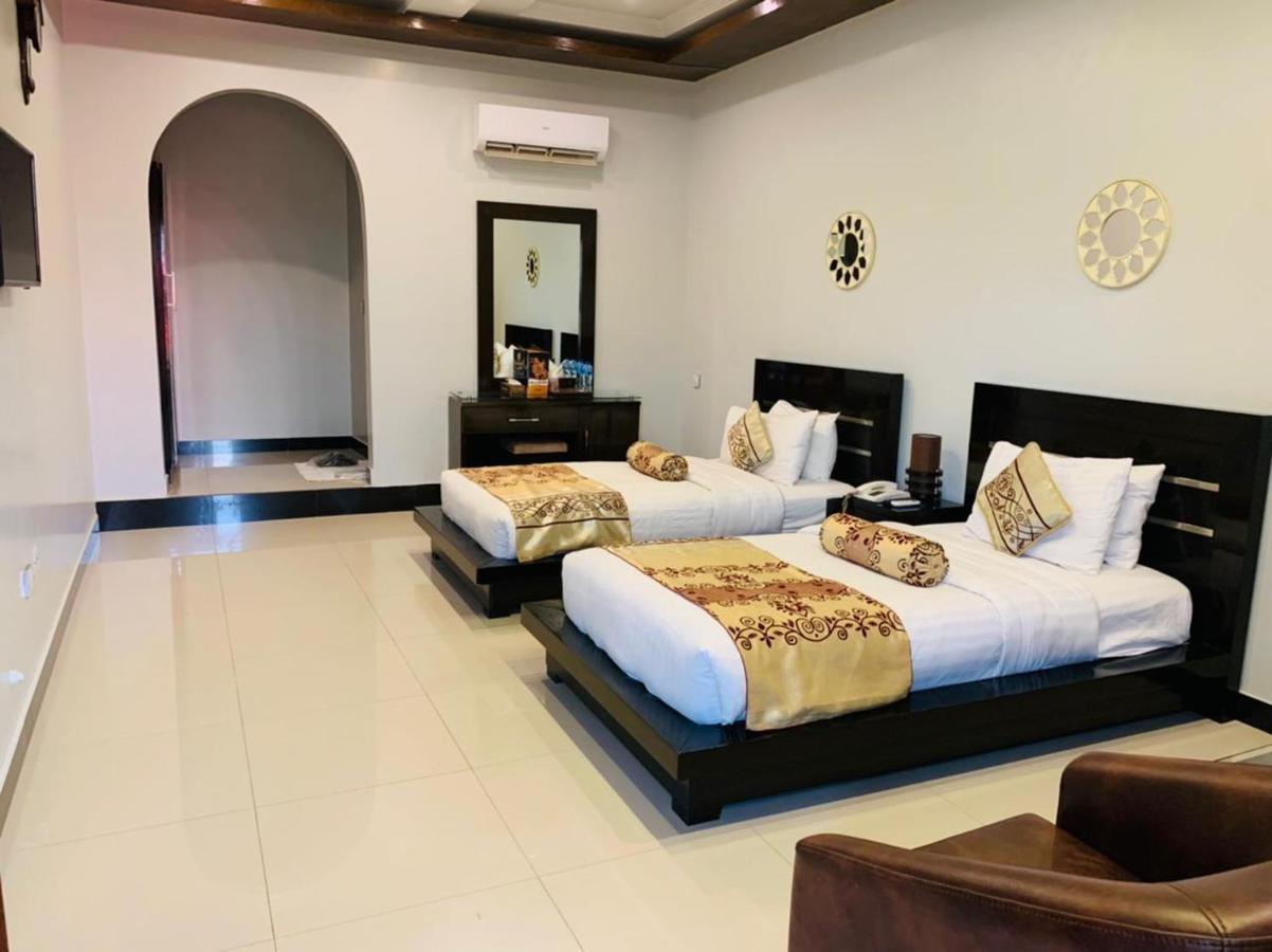 Burj Al Swat Hotel Saidu Sharif エクステリア 写真