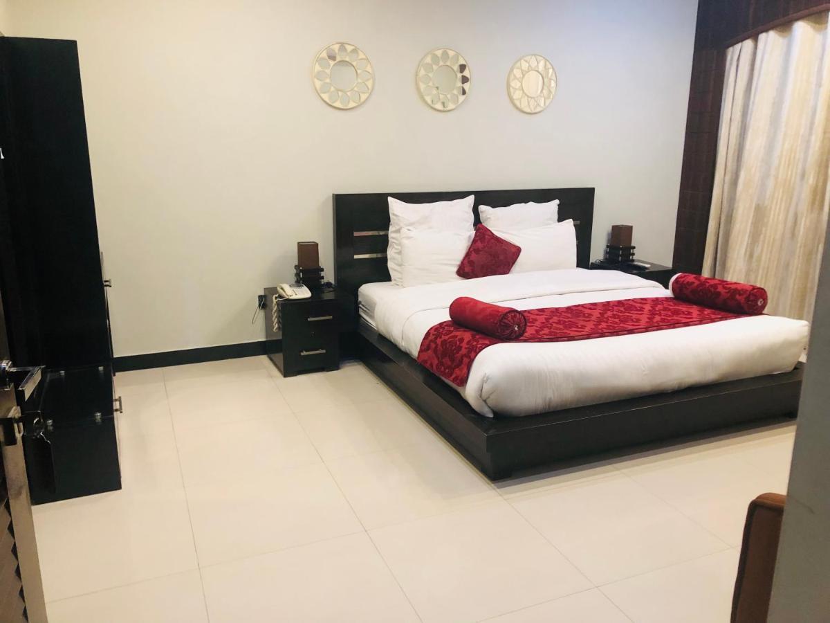 Burj Al Swat Hotel Saidu Sharif エクステリア 写真