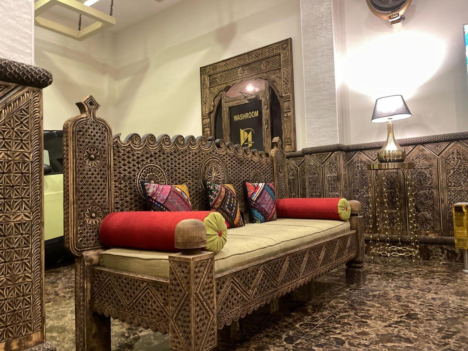 Burj Al Swat Hotel Saidu Sharif エクステリア 写真